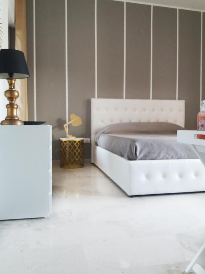 Villa Coral Mondello ปาแลร์โม ภายนอก รูปภาพ