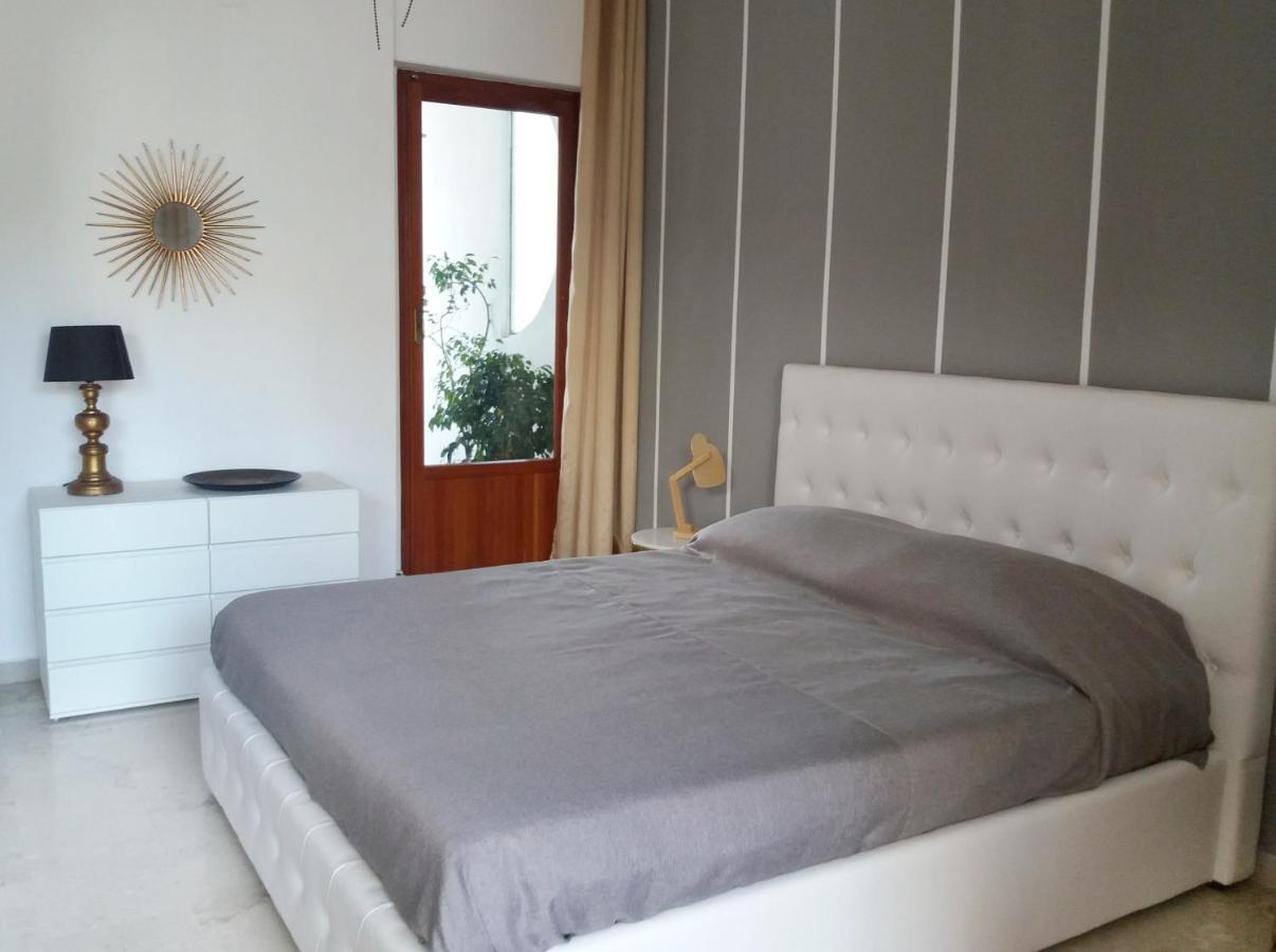 Villa Coral Mondello ปาแลร์โม ภายนอก รูปภาพ