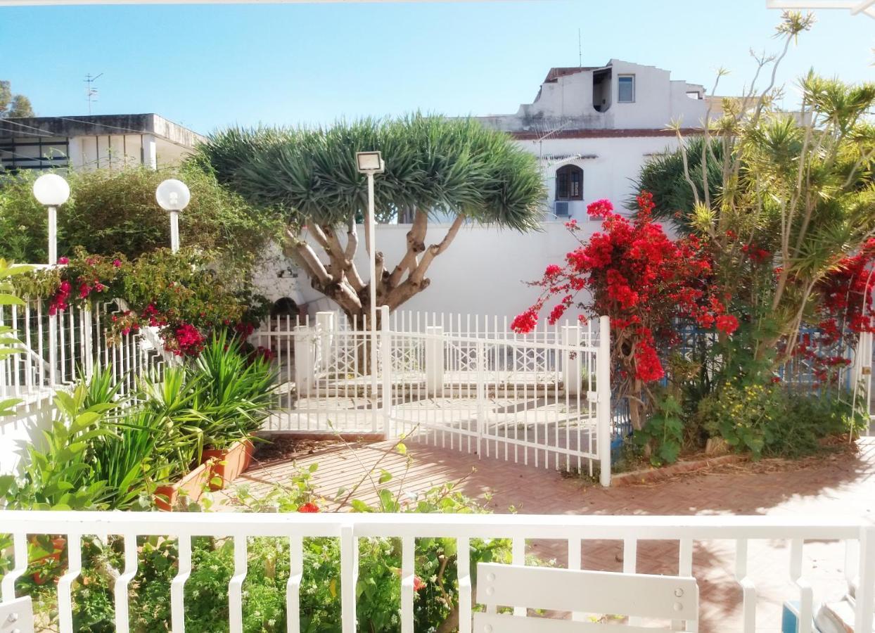 Villa Coral Mondello ปาแลร์โม ภายนอก รูปภาพ
