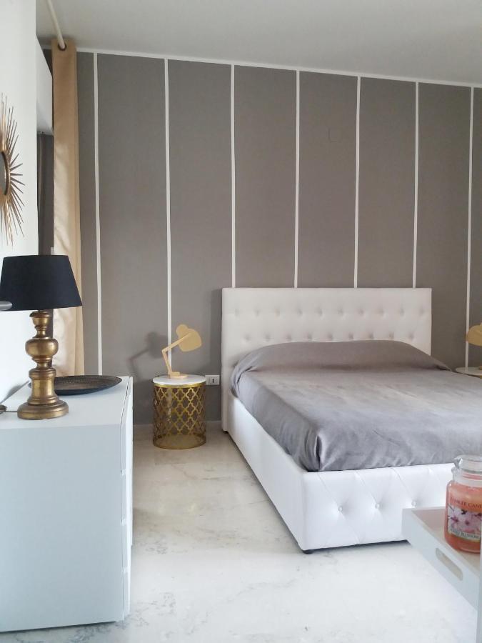 Villa Coral Mondello ปาแลร์โม ภายนอก รูปภาพ