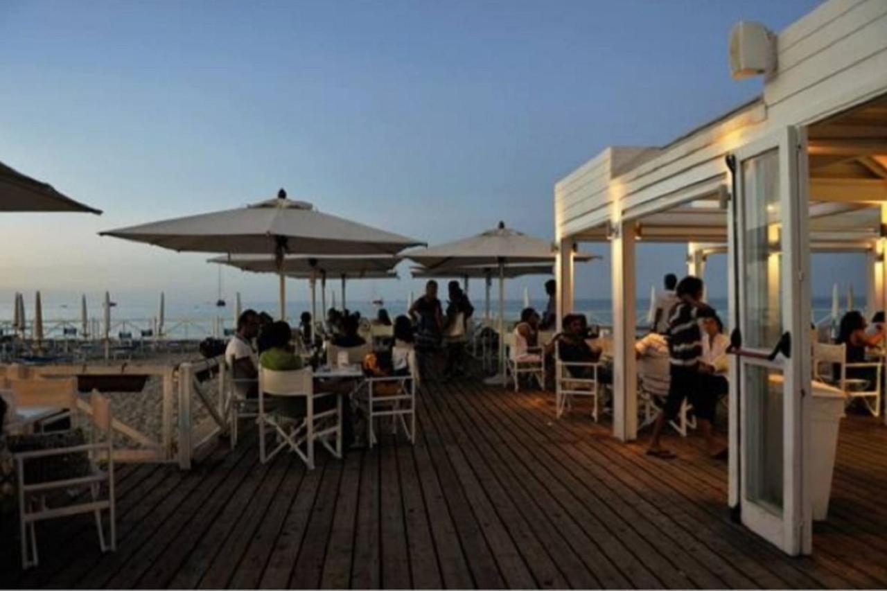 Villa Coral Mondello ปาแลร์โม ภายนอก รูปภาพ