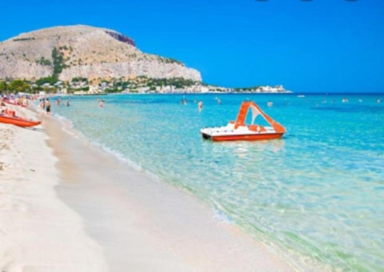 Villa Coral Mondello ปาแลร์โม ภายนอก รูปภาพ
